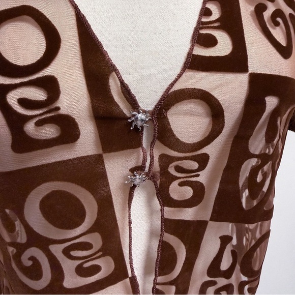 House Of Sunny Brown Casa Amor Velveteen Sheer Mesh Love Crop Short Puff Sleeve - Picture 3 of 10